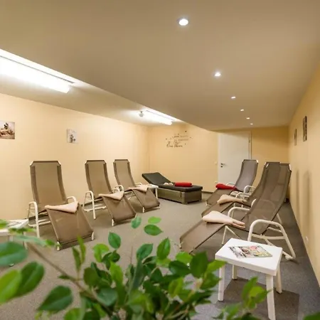 Chiemgau Comfort A4 Ferienwohnanlage Mit Hallenbad Und Sauna