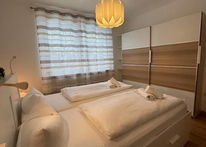 アパート Chiemgau Comfort A4 Ferienwohnanlage Mit Hallenbad Und Sauna オーバーアウドルフ